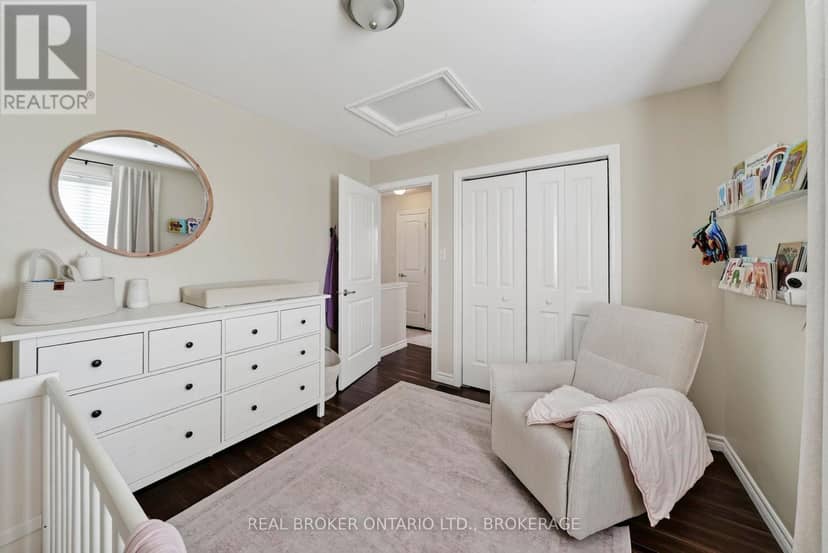 55 Abagail Crescent — photo 15 of 40