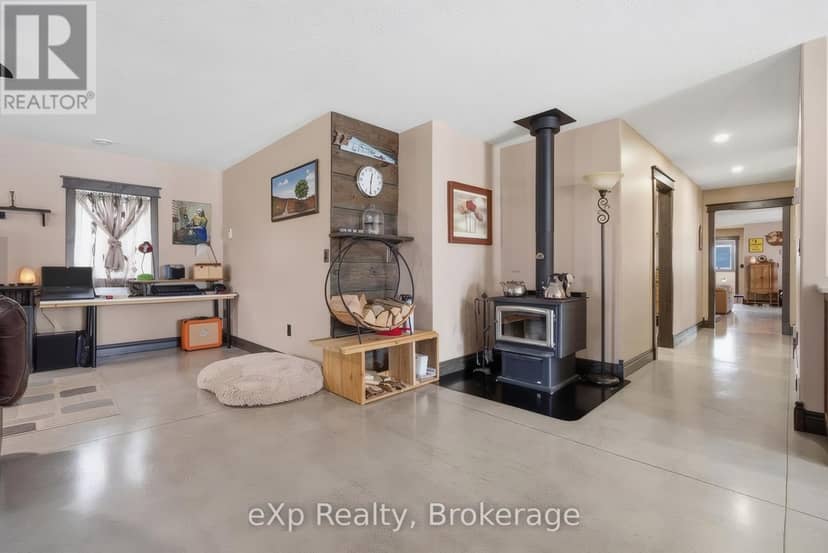 4109 Road 164 — photo 14 of 40