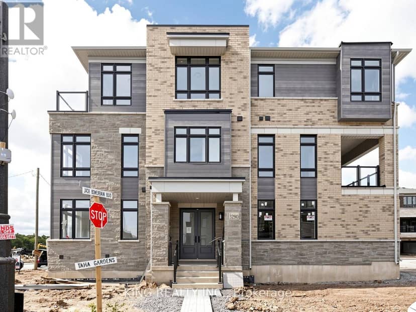 3290 Taha Garden, Oakville