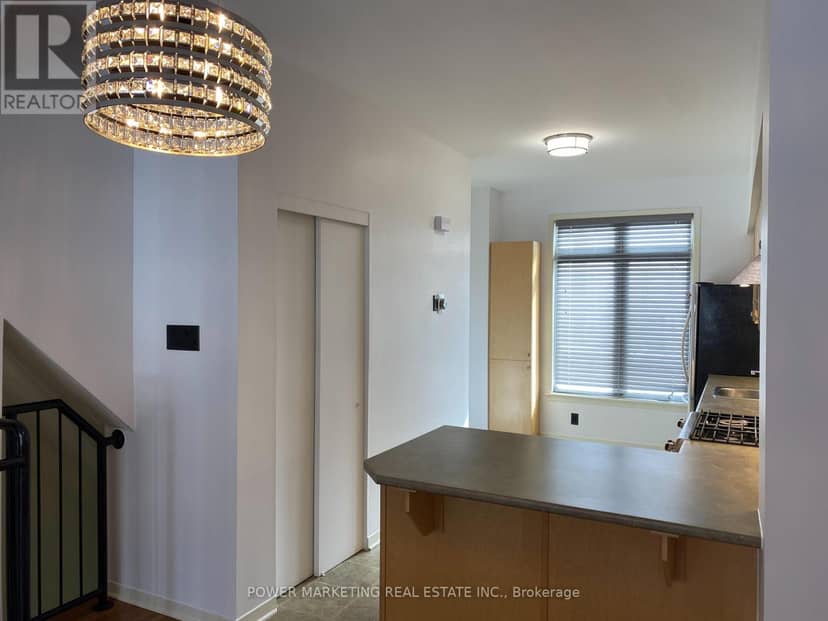 28 - 799 Montreal Road, Ottawa, photo 3