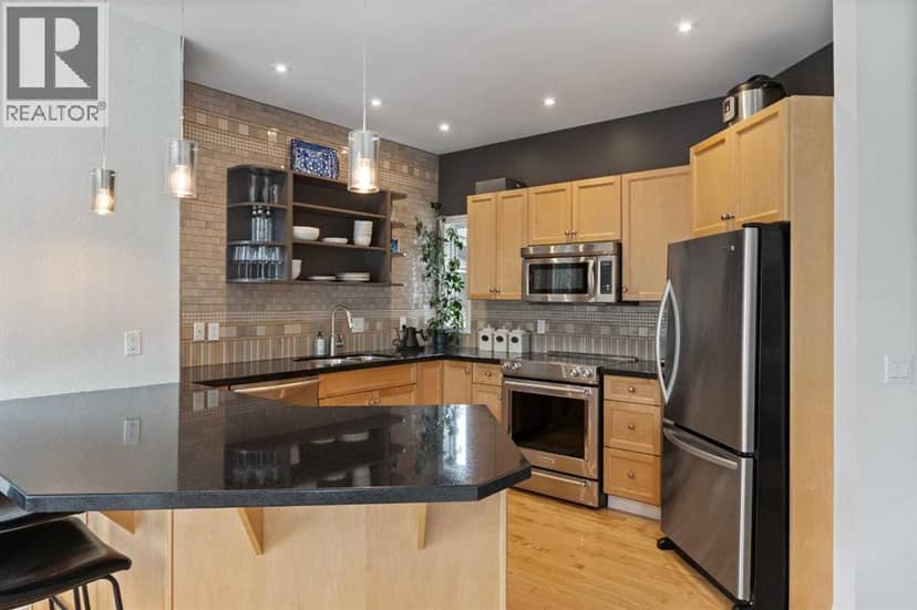 124 38A Avenue SW, Calgary, photo 6
