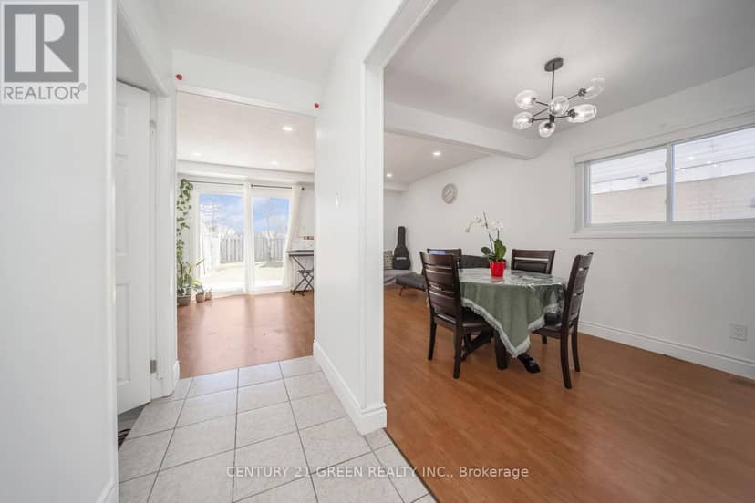 24 Jackman Drive — photo 14 of 40