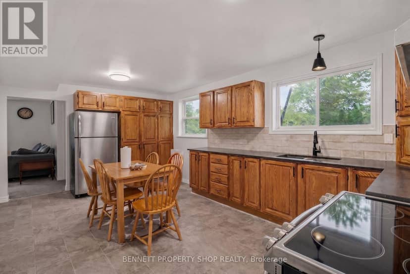 1312 Avenue R Avenue — photo 10 of 20