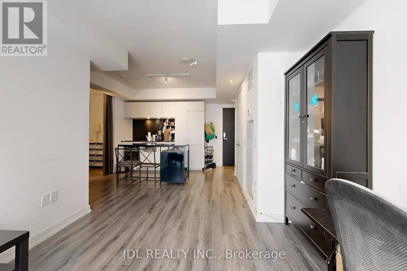 501 - 77 Shuter Street — photo 11 of 27