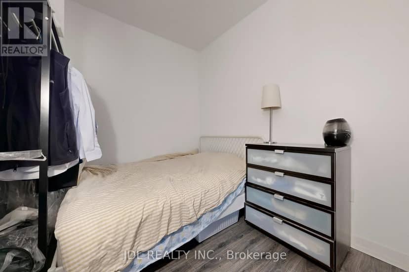 501 - 77 Shuter Street — photo 21 of 27