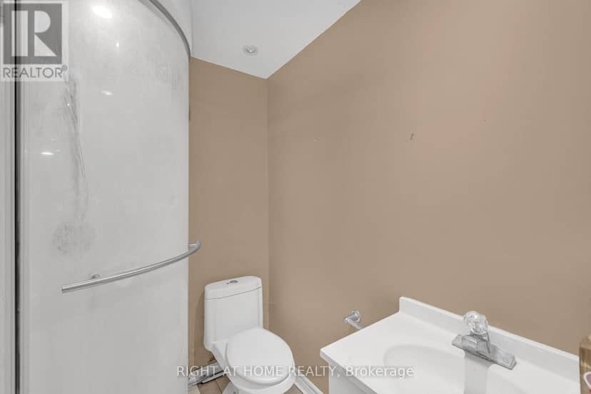 45 Blair Crescent — photo 16 of 20