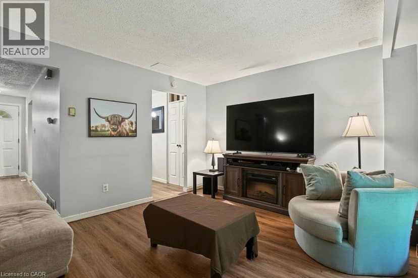165 GREEN VALLEY Drive Unit# 73 — photo 14 of 38