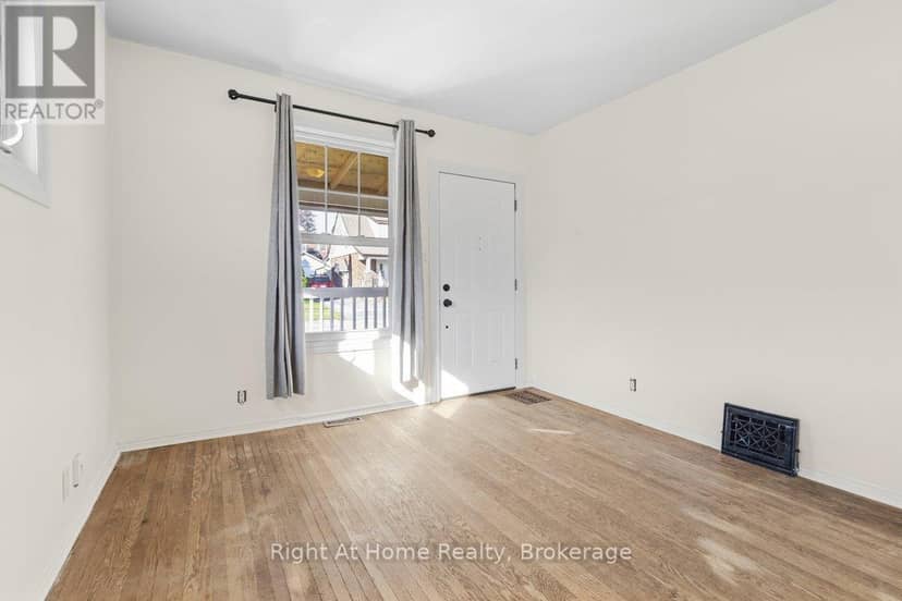 349 Kingsdale Avenue, Oshawa, photo 6