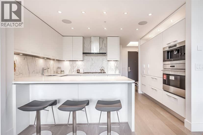 207 6333 W BOULEVARD, Vancouver, photo 3