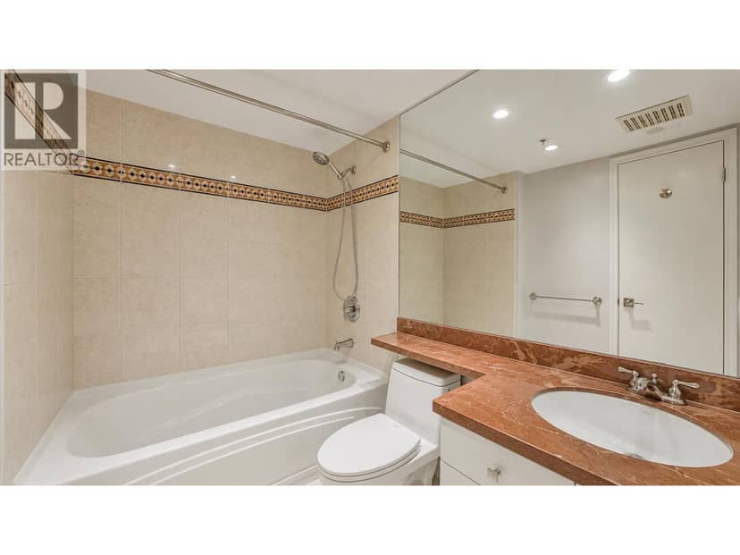 608 1228 MARINASIDE CRESCENT STREET, Vancouver, photo 5
