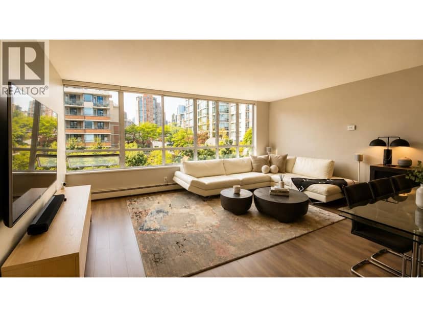 608 1228 MARINASIDE CRESCENT STREET, Vancouver, photo 2