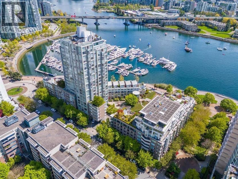 608 1228 MARINASIDE CRESCENT STREET, Vancouver