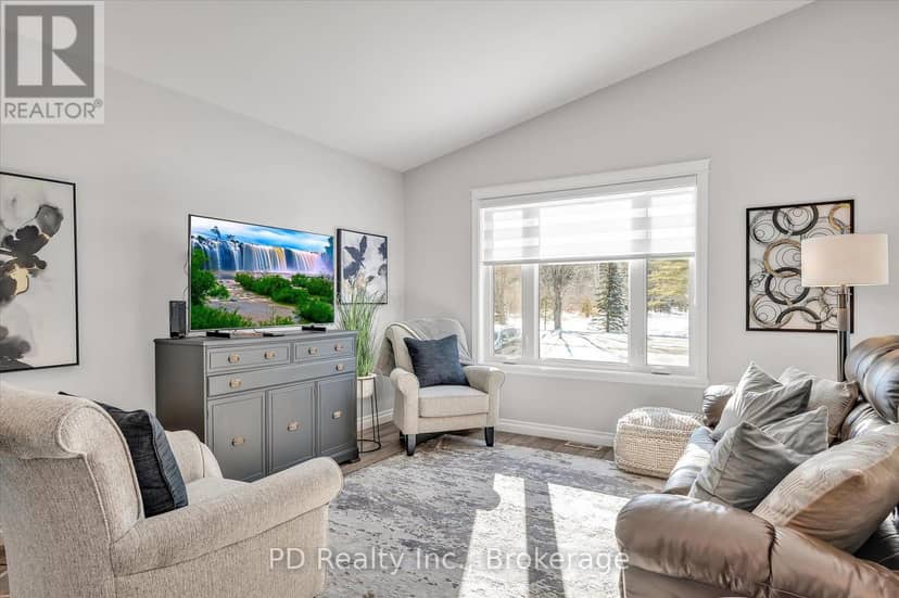 4 Queen Street N, Kawartha Lakes, photo 5