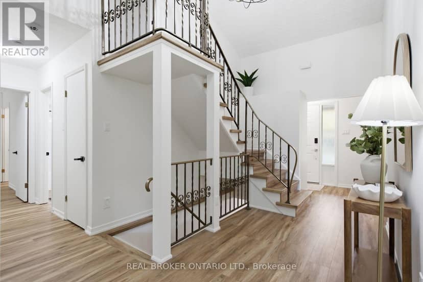 22 Ripley Crescent — photo 4 of 40