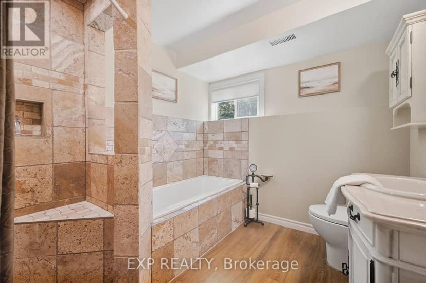 59 Regency Drive — photo 31 of 40