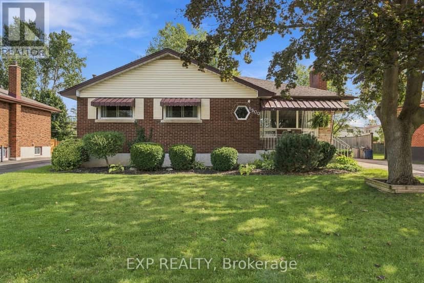8800 Champlain Drive, Niagara Falls, photo 2