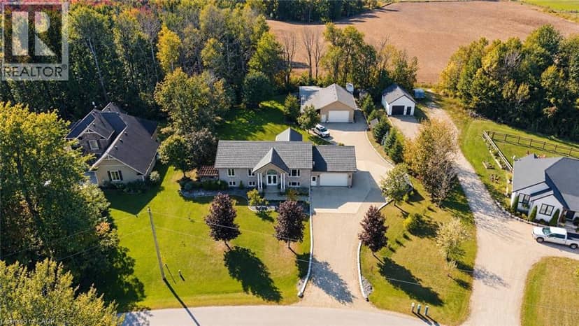 59 REGENCY Drive, Clifford, photo 2