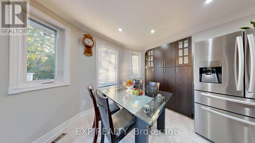 97 Jackman Crescent — photo 18 of 39
