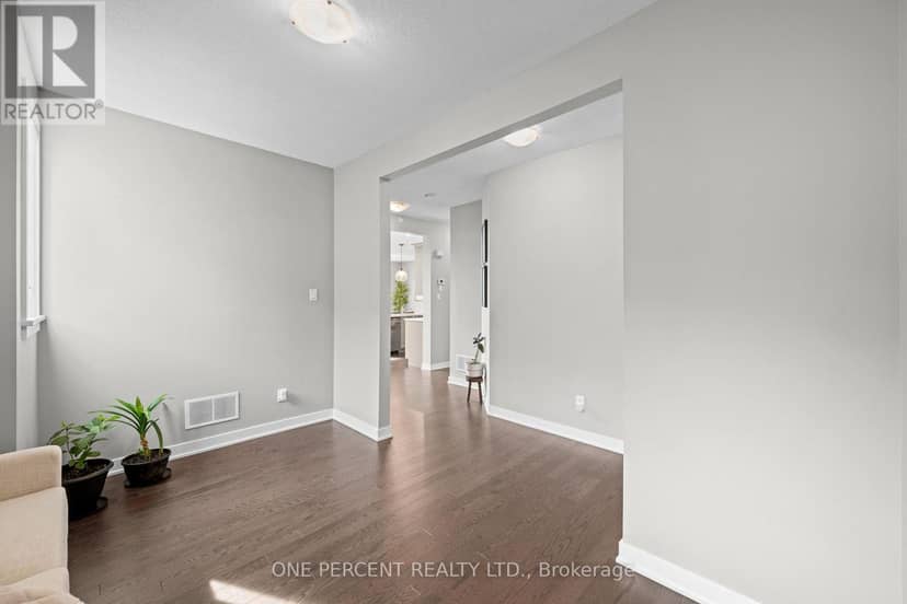 14 Stanzel Drive — photo 4 of 40