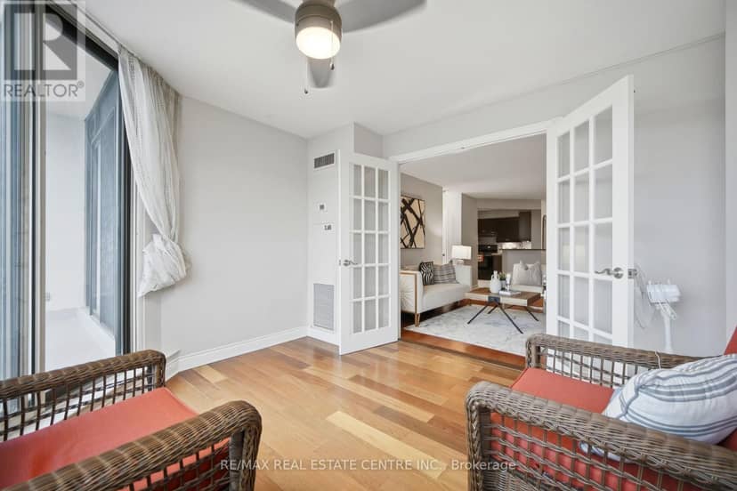1414 - 8501 Bayview Avenue — photo 19 of 40