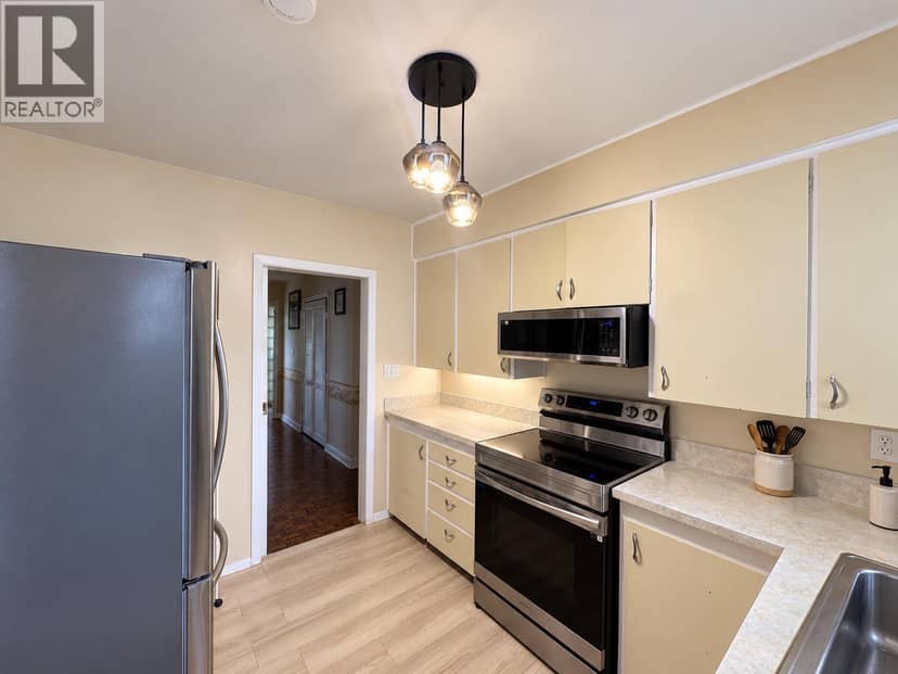 766 CARNEY STREET, Prince George, photo 8