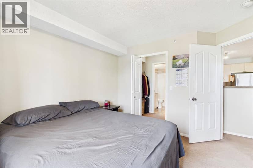 2305, 2371 Eversyde Avenue SW — photo 16 of 31