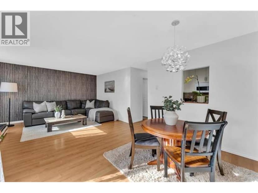 3295 MOUNTAIN HIGHWAY, North Vancouver, photo 2