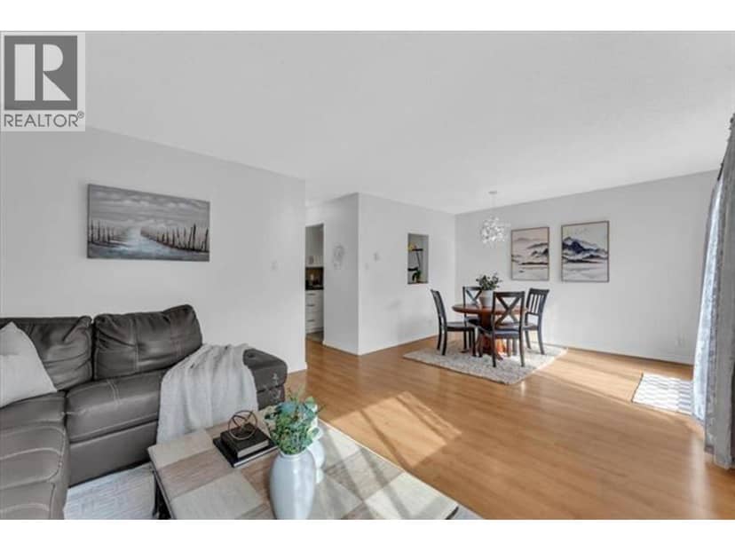 3295 MOUNTAIN HIGHWAY, North Vancouver, photo 3