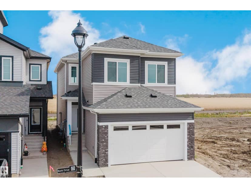 780 Bank DR, Leduc, photo 3