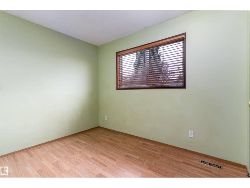 18739 72 AV NW — photo 21 of 37