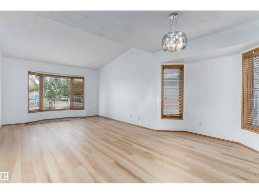 18739 72 AV NW, Edmonton, photo 6