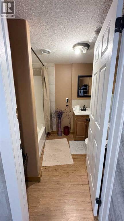 253 Westview Crescent — photo 22 of 38