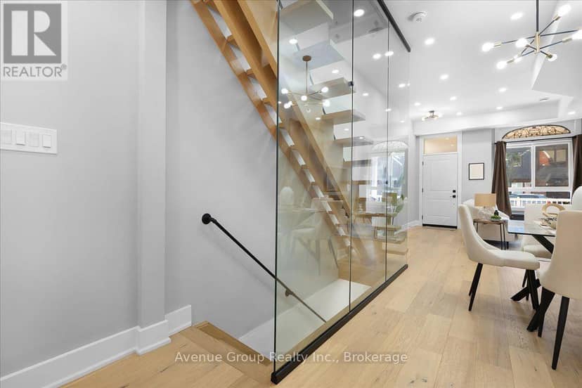 811 Dovercourt Road — photo 27 of 40