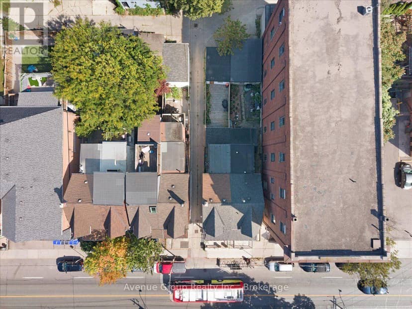811 Dovercourt Road — photo 40 of 40
