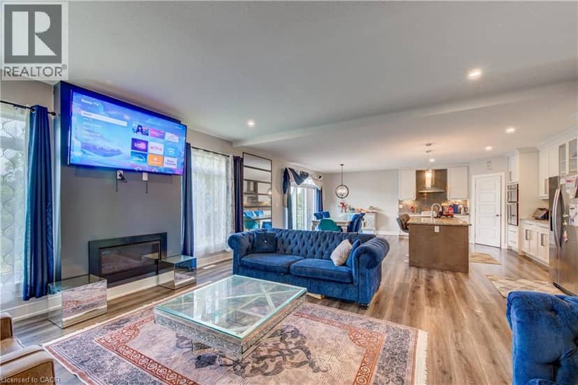 7 MCPHERSON Court, Lyndhurst, photo 8