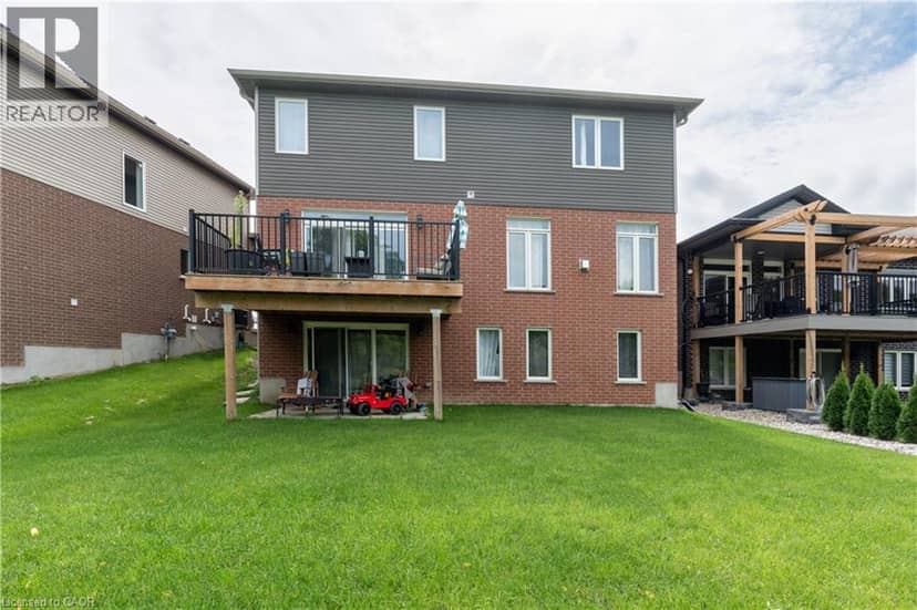 7 MCPHERSON Court — photo 37 of 40