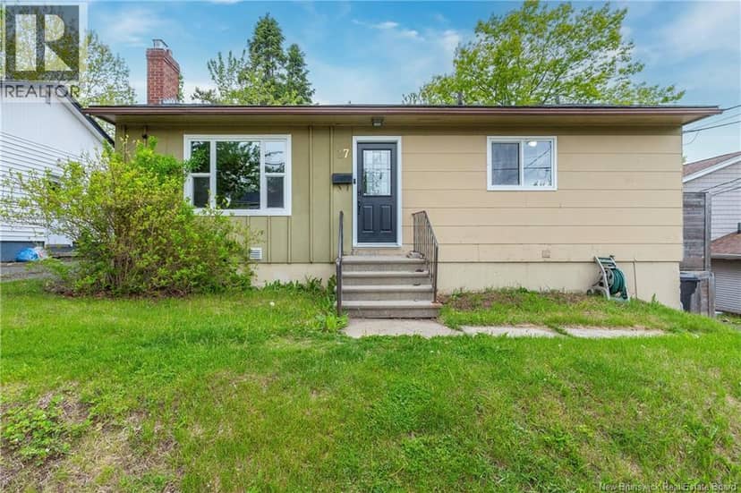 17 Garfield Street — photo 2 of 40