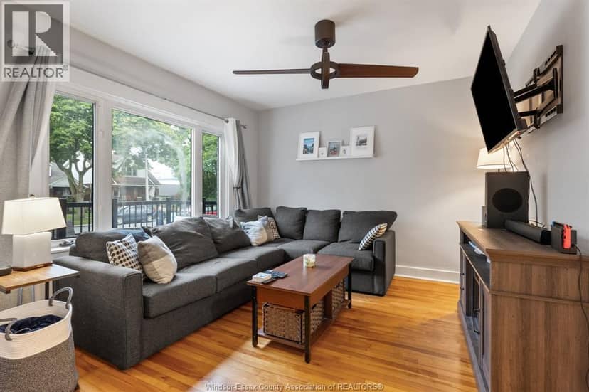 2457 Turner — photo 3 of 34