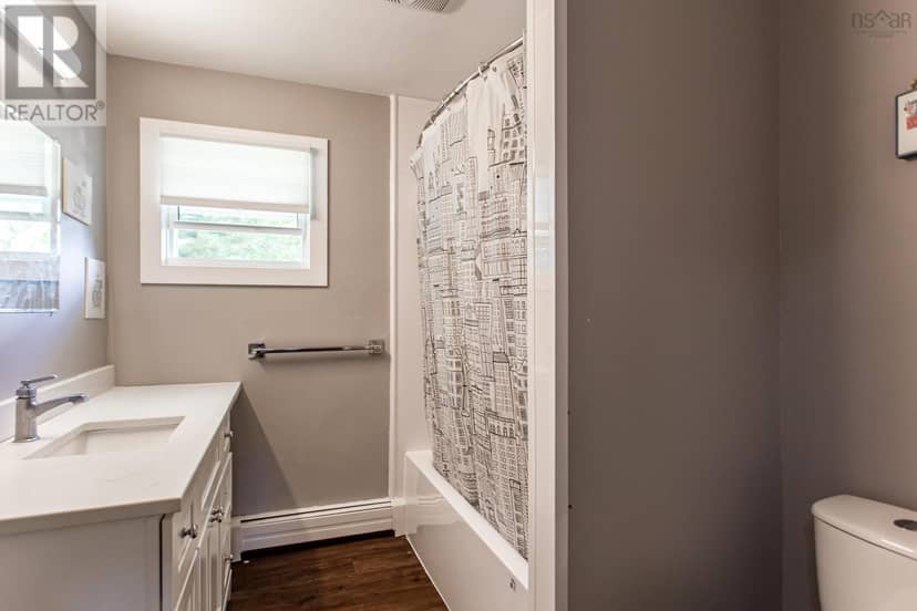 2 McKenzie Drive — photo 18 of 27