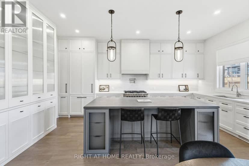 326 Manhattan Drive — photo 25 of 40