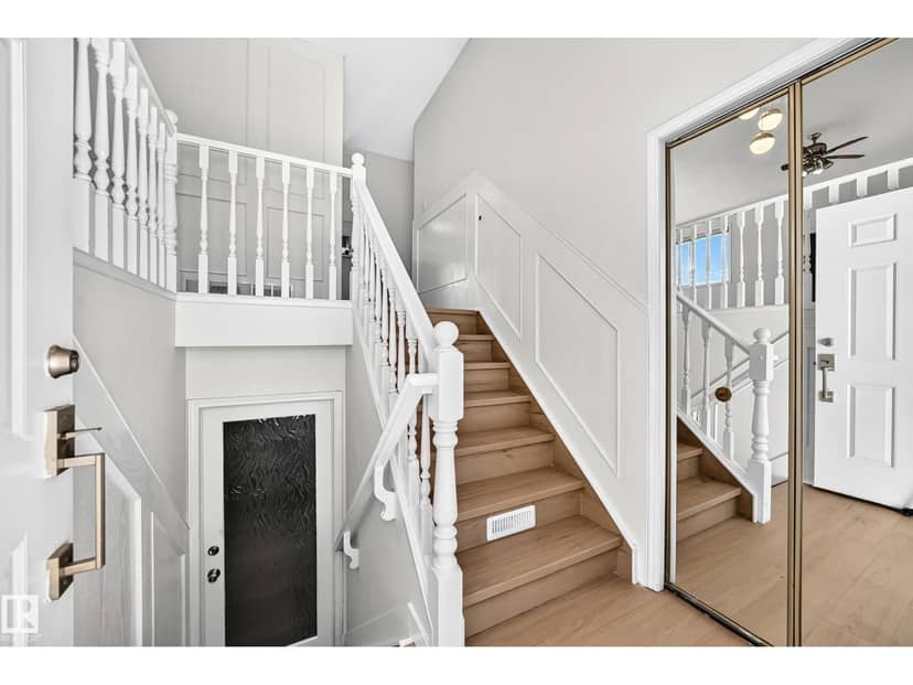 3924 26A AV NW, Edmonton, photo 3