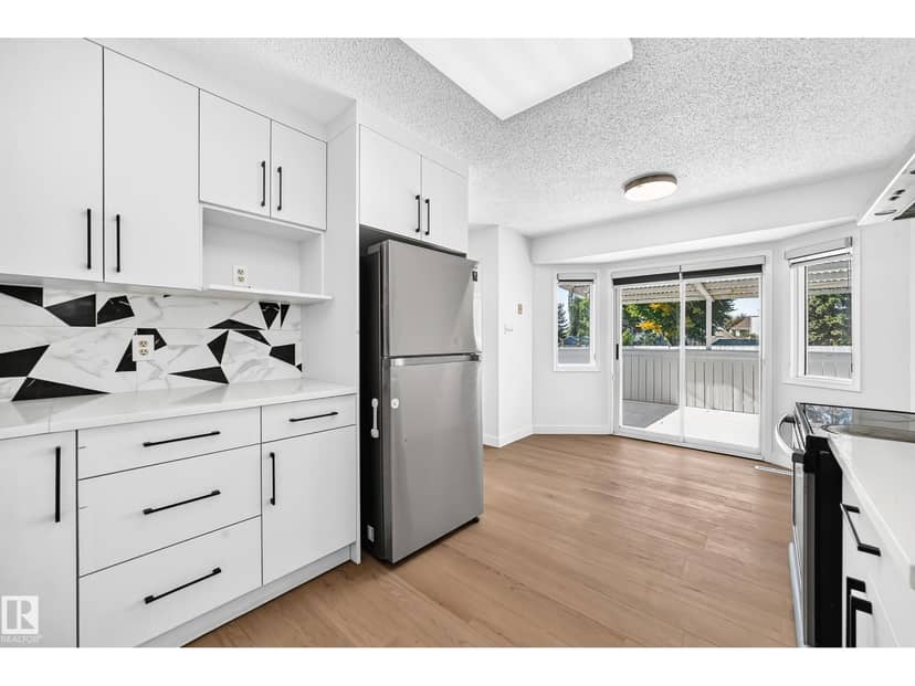 3924 26A AV NW, Edmonton, photo 6