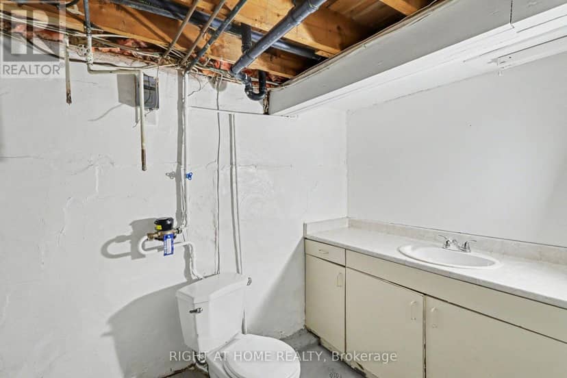 333 Levis Avenue — photo 16 of 29