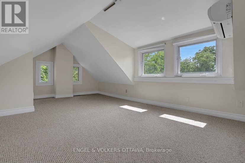 50 Charles Street — photo 30 of 38