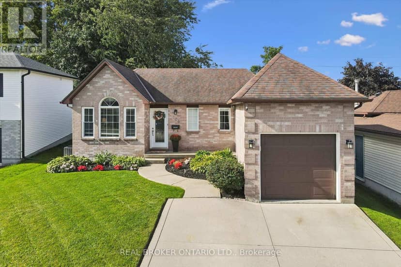 108 Canrobert Street — photo 1 of 39