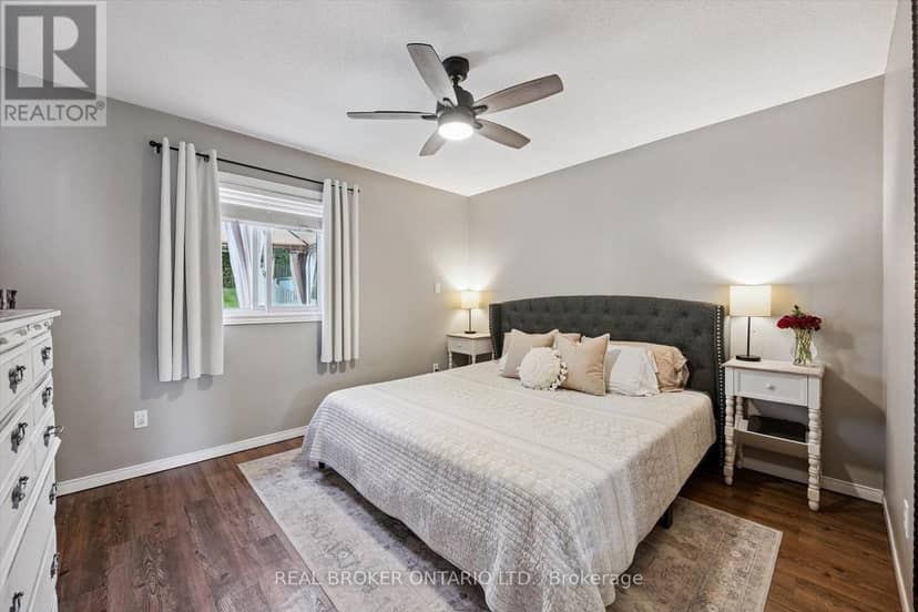 108 Canrobert Street — photo 17 of 39