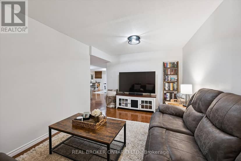 108 Canrobert Street — photo 22 of 39
