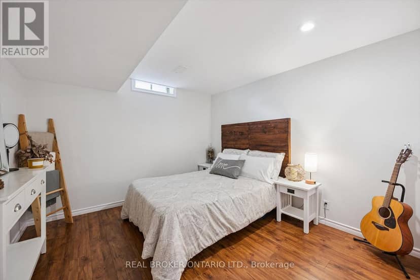 108 Canrobert Street — photo 24 of 39