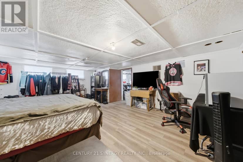 207-209 Foster Avenue — photo 25 of 40