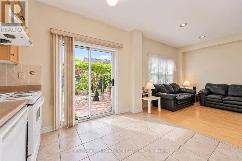 27 Avenida Street — photo 10 of 29